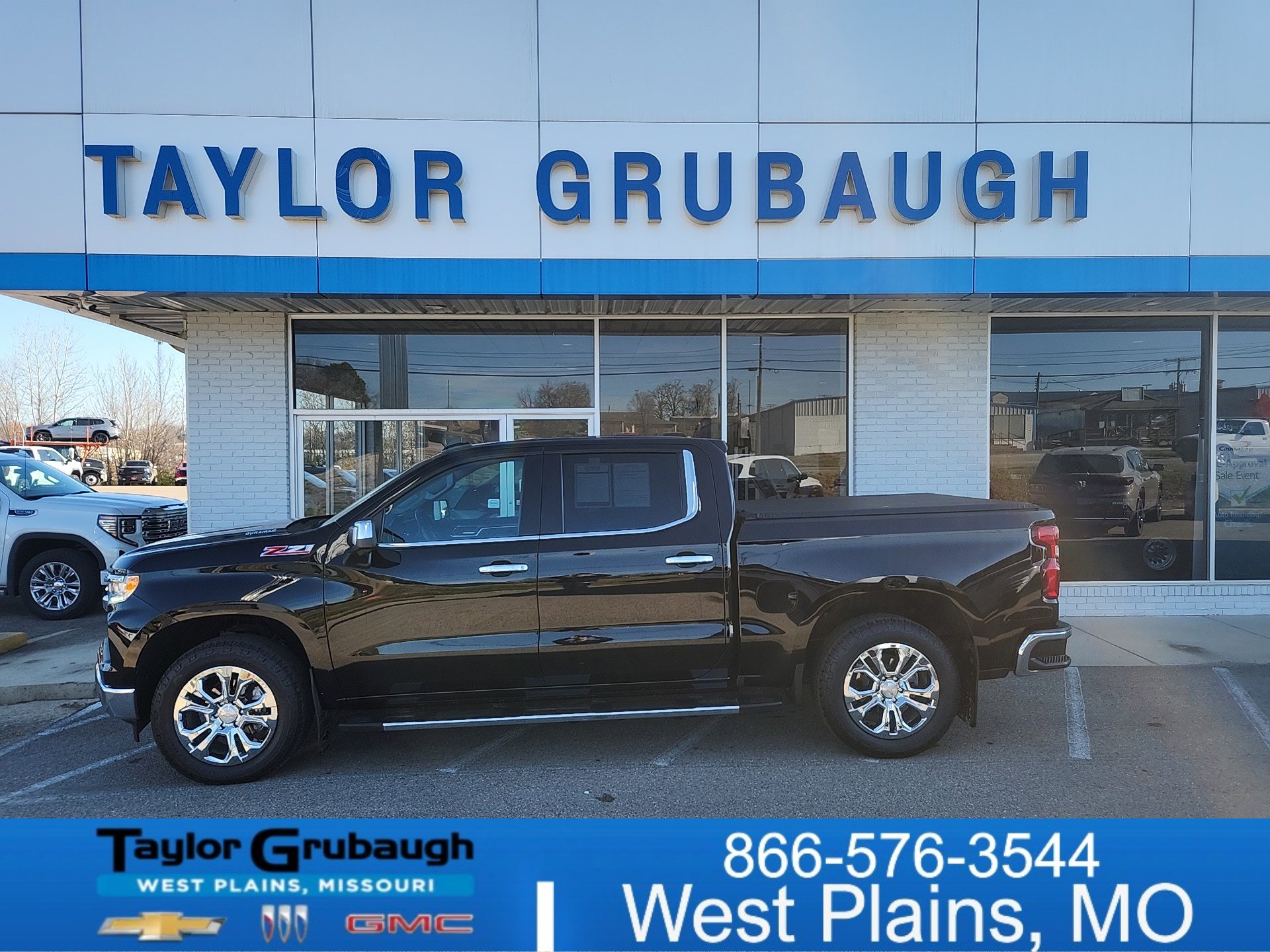 2023 Chevrolet Silverado 1500 LTZ's photo