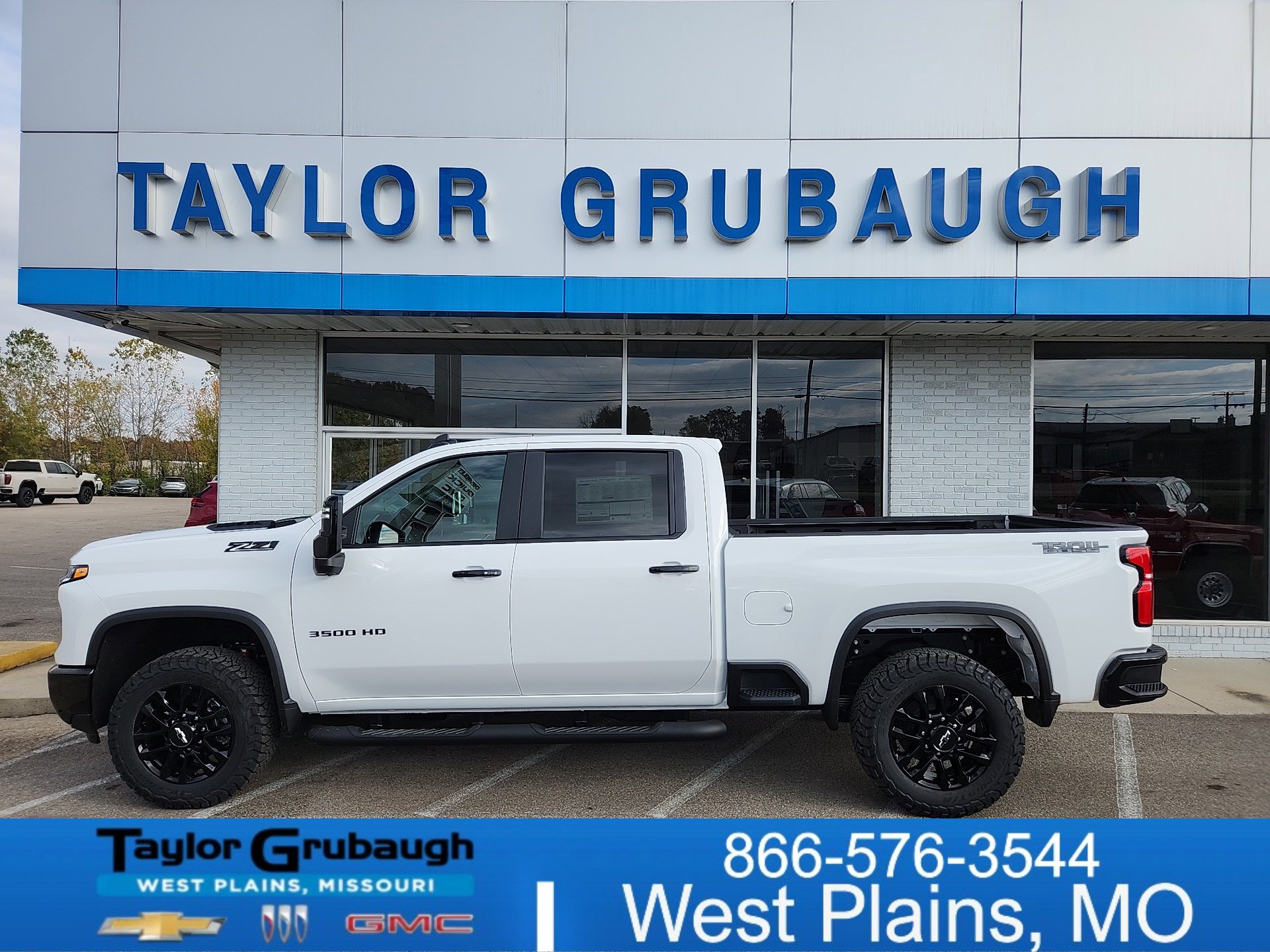 2026 Chevrolet Silverado 3500HD LT's photo