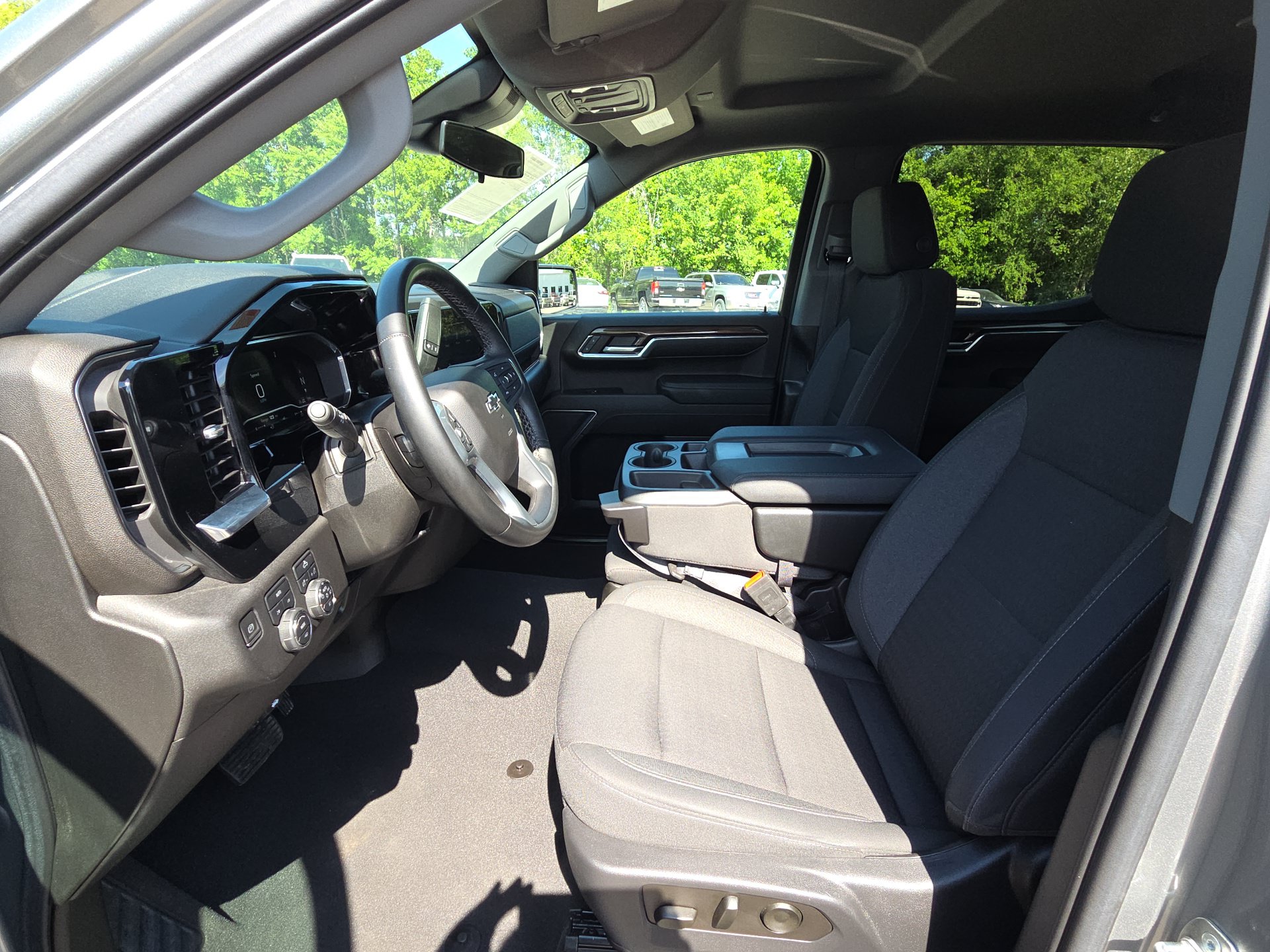 2023 Chevrolet Silverado 1500 RST - Photo 16