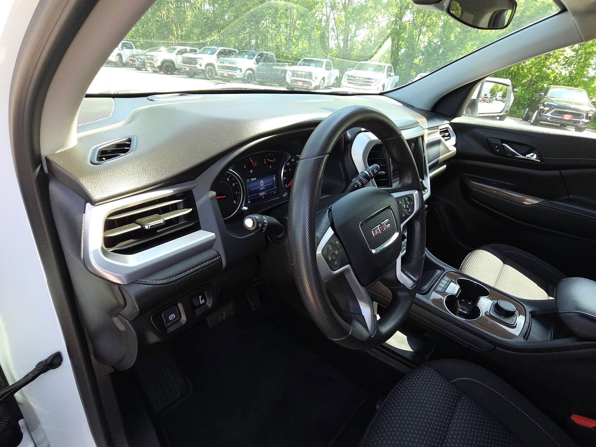 2023 GMC Acadia SLE - Photo 14