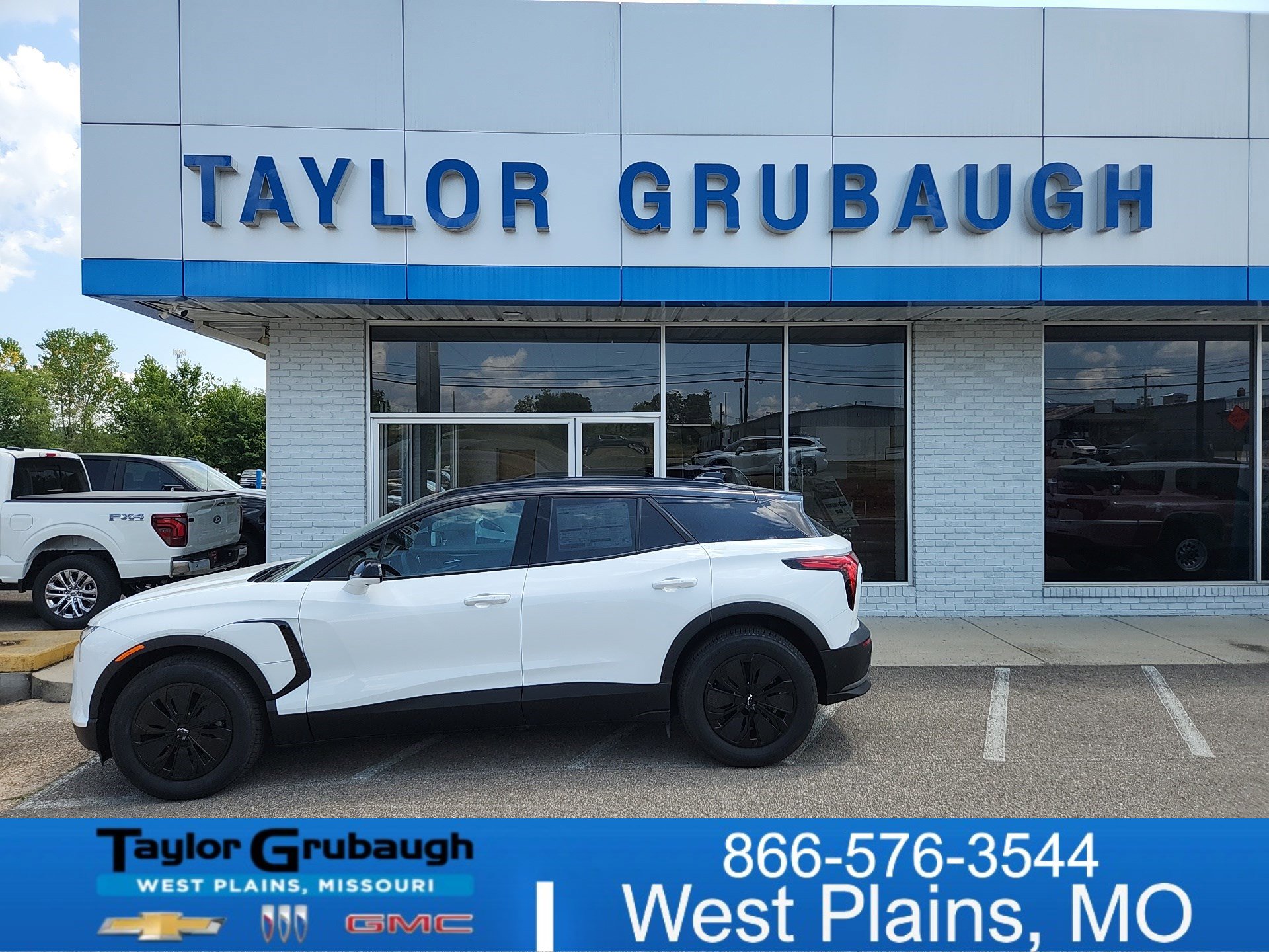 2025 Chevrolet Blazer EV LT's photo