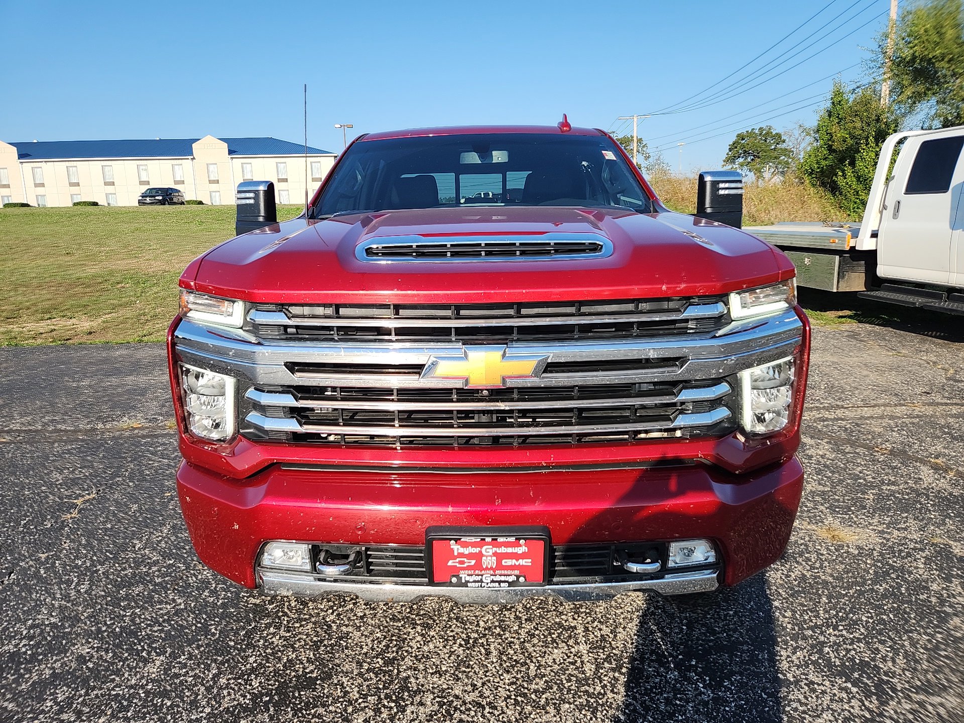 2022 Chevrolet Silverado 2500HD High Country photo 2