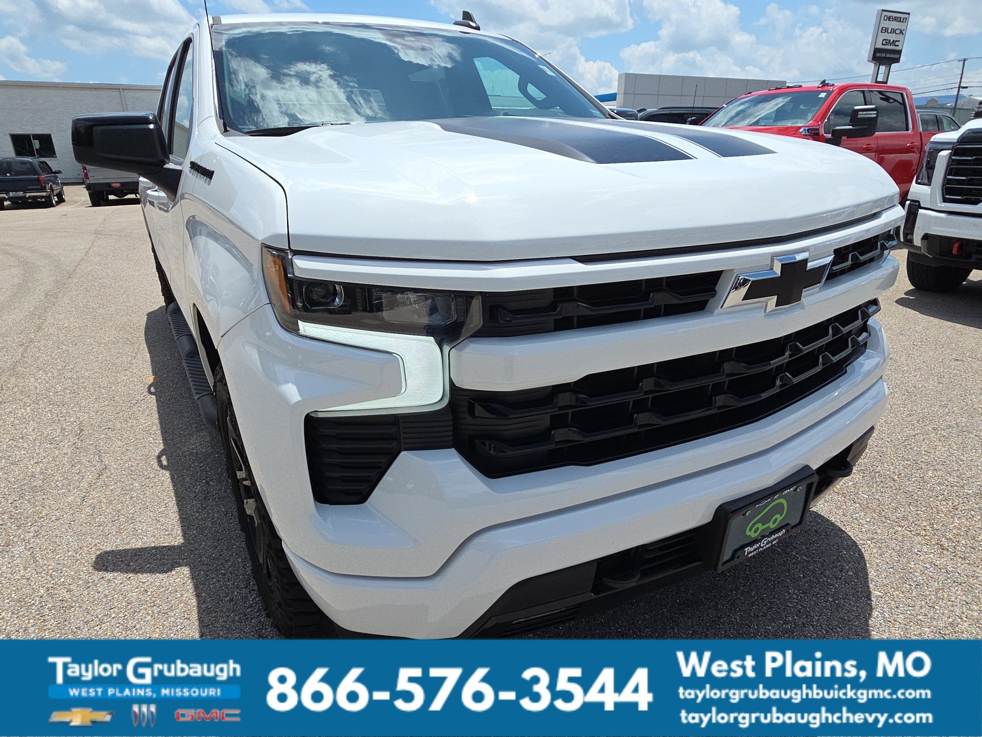 2023 Chevrolet Silverado 1500 RST - Photo 12