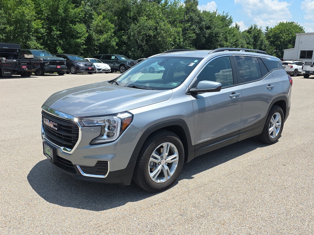 Used 2023 GMC Terrain SLE SUV