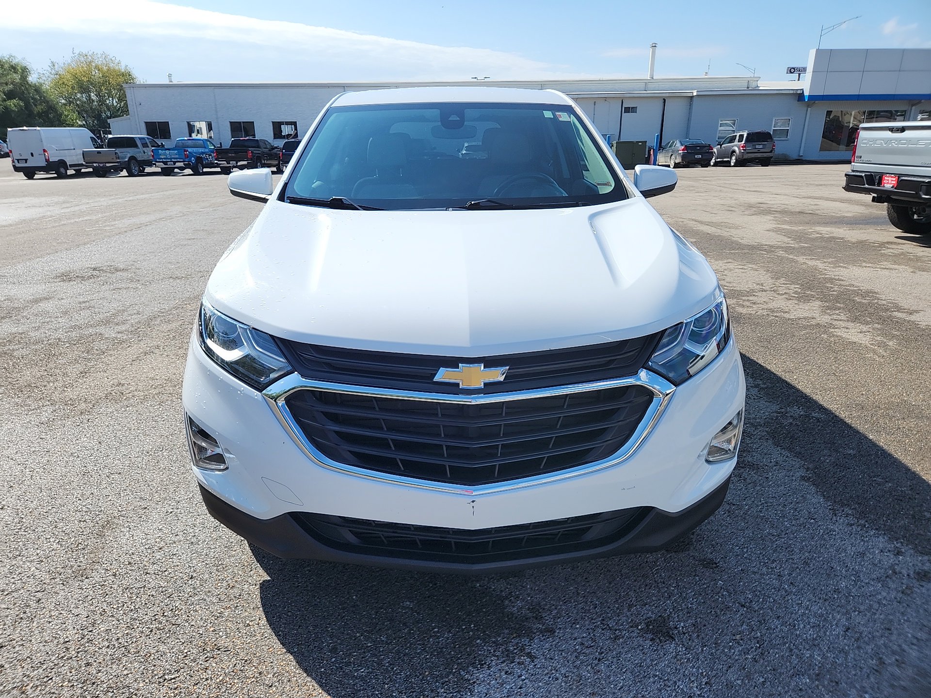 2021 Chevrolet Equinox LT photo 3