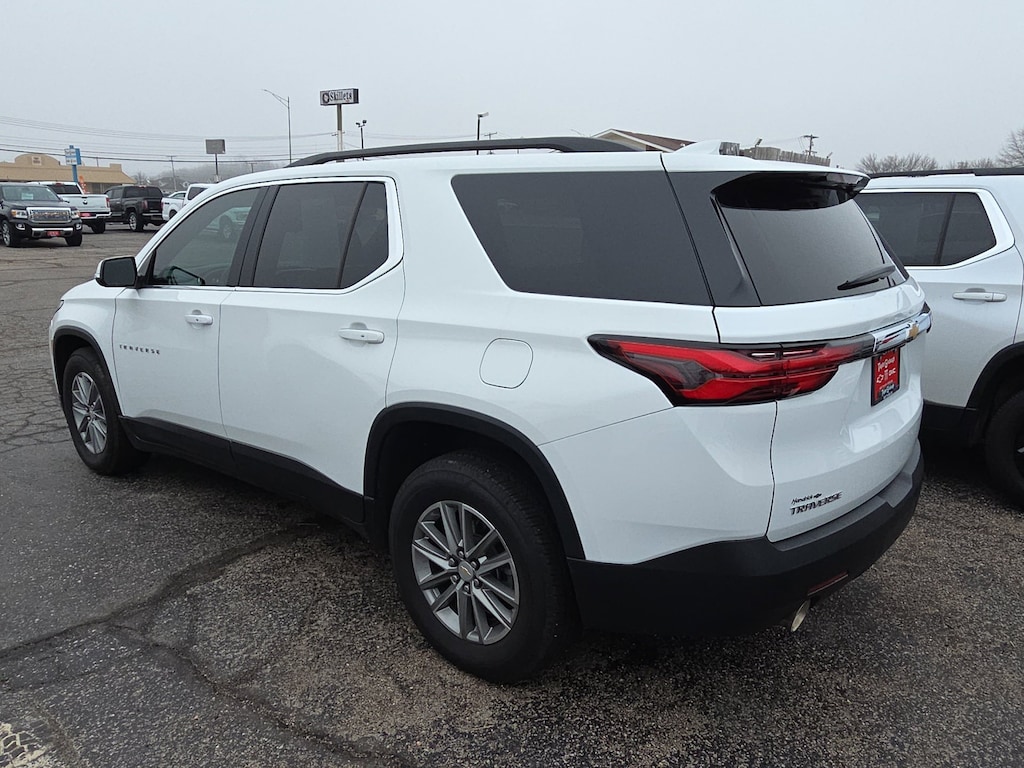 Used 2023 Chevrolet Traverse LT Leather SUV