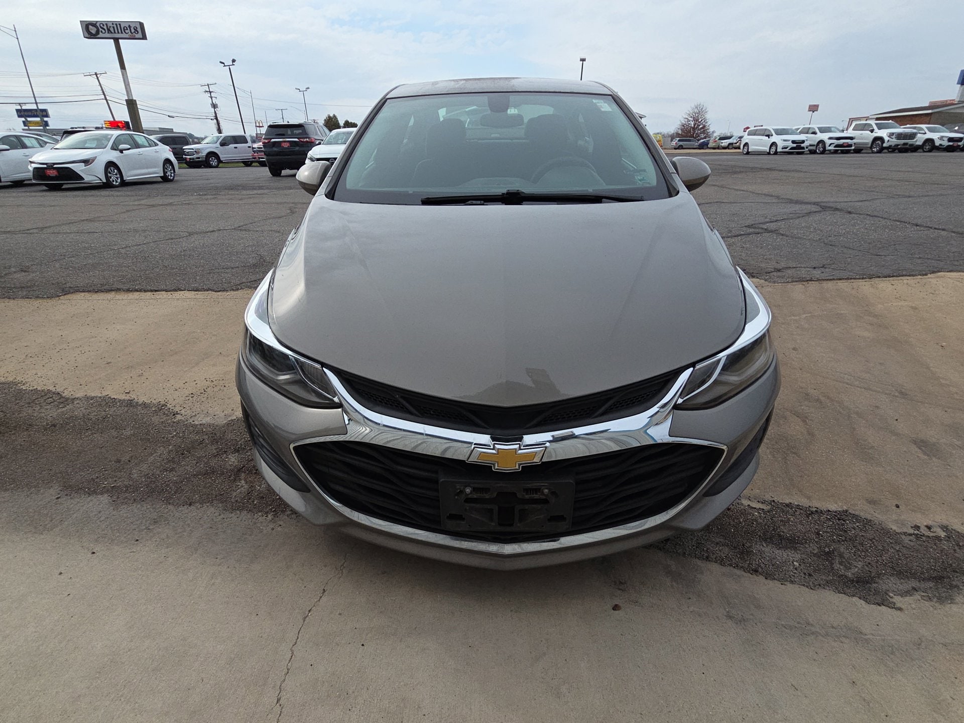 Used 2019 Chevrolet Cruze LT with VIN 1G1BE5SM3K7116240 for sale in West Plains, MO