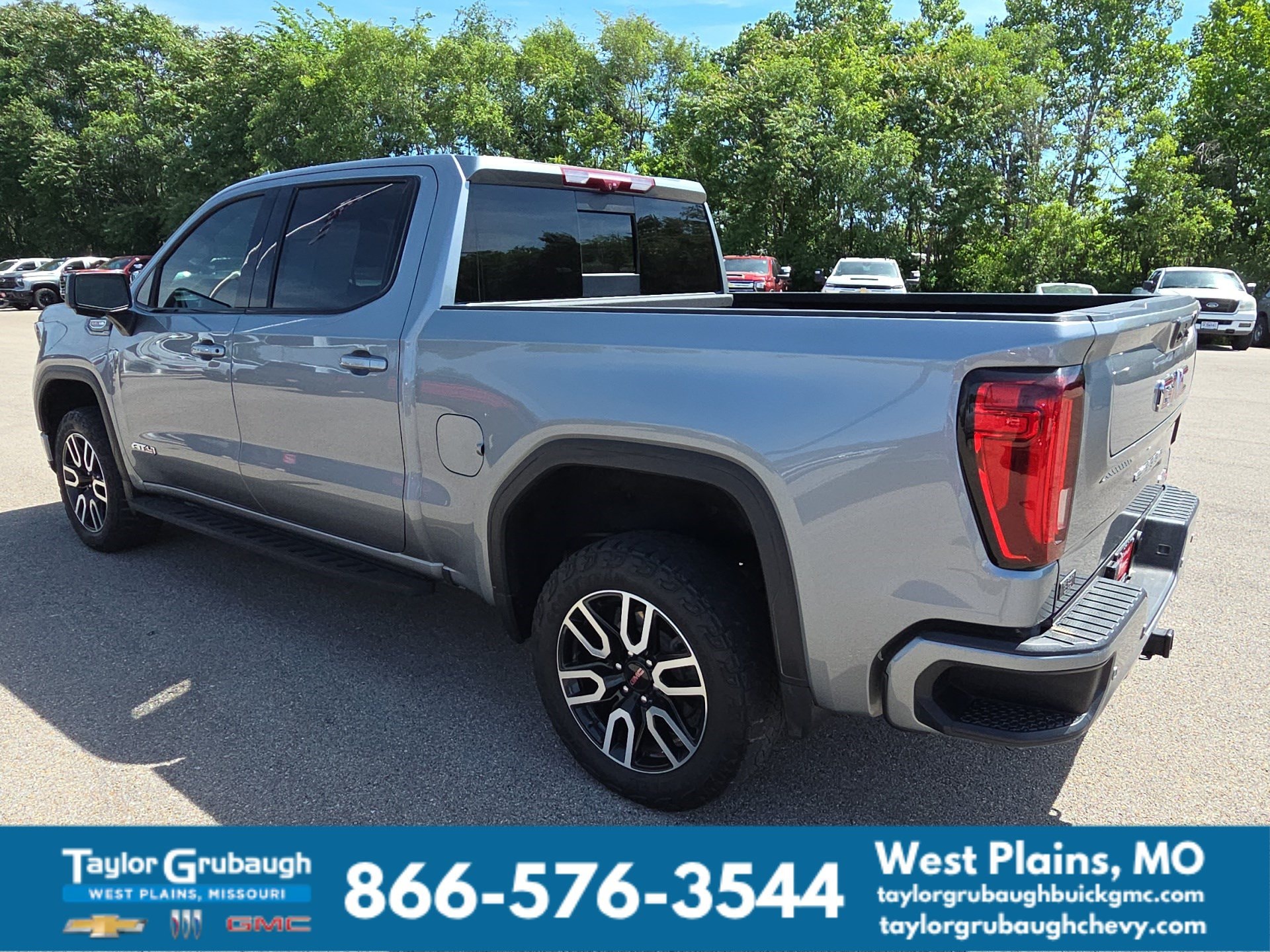 2024 GMC Sierra 1500 AT4 - Photo 6