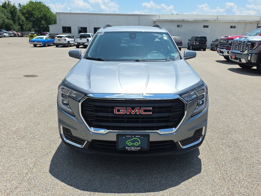 Used 2023 GMC Terrain SLE SUV