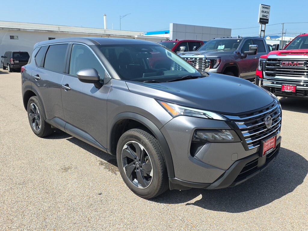Used 2025 Nissan Rogue SV