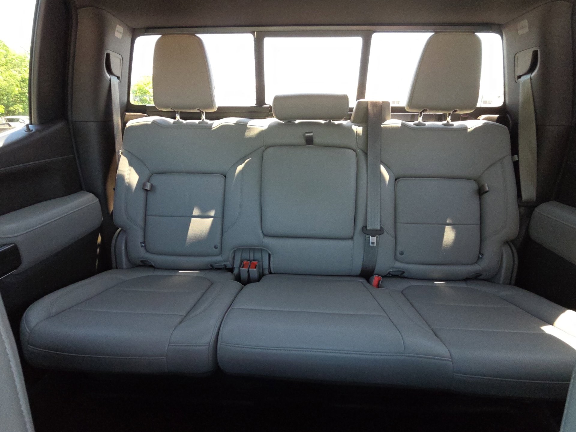 2021 Chevrolet Silverado 1500 LTZ - Photo 27