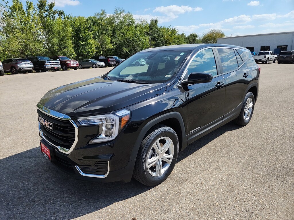 Used 2024 GMC Terrain SLE SUV