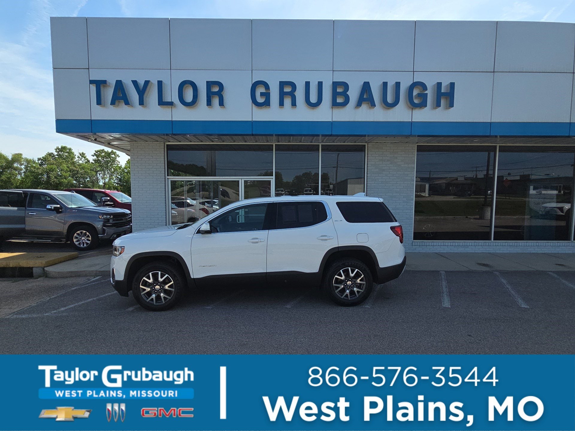 2023 GMC Acadia SLE FWD's photo