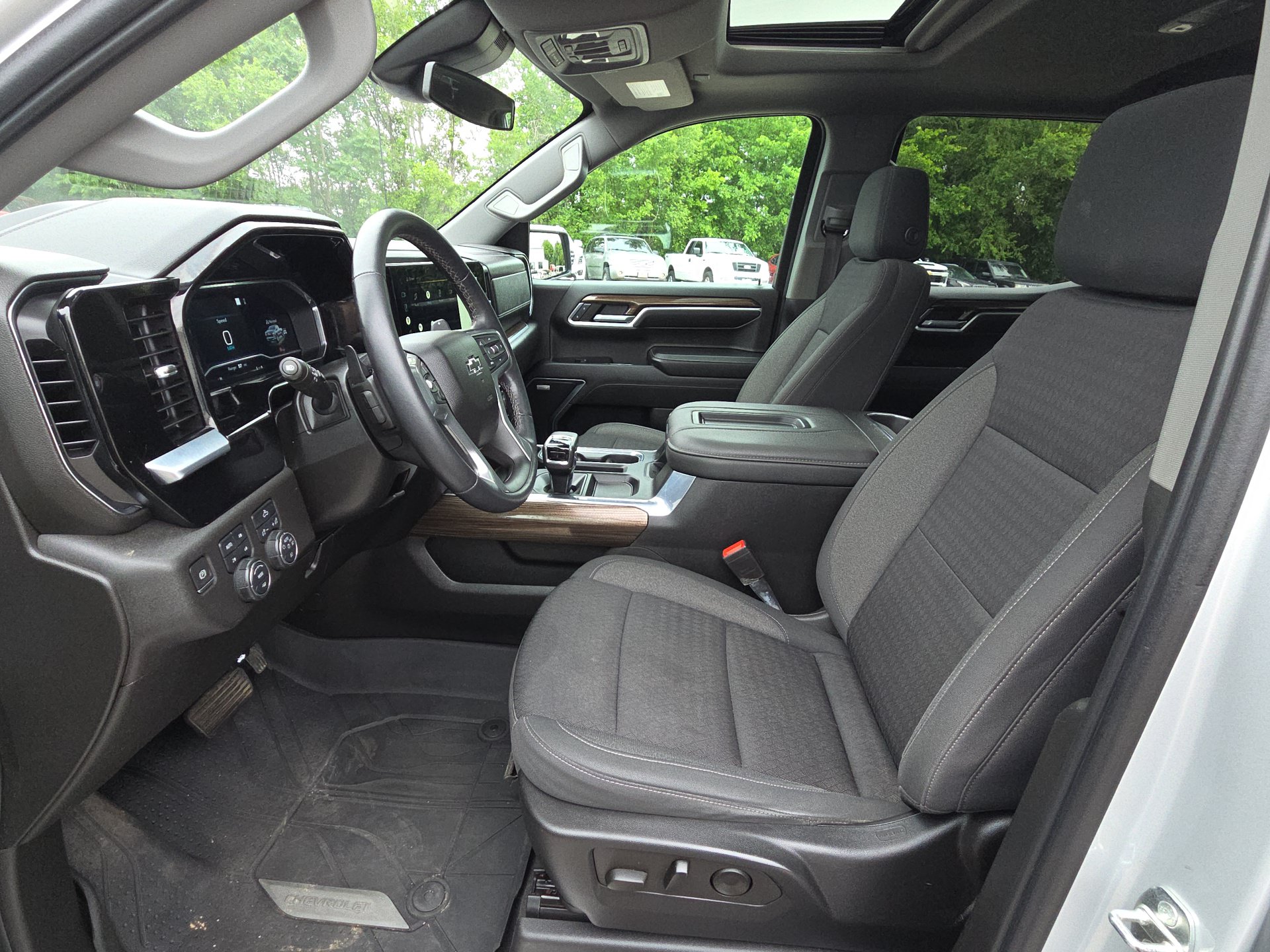 2022 Chevrolet Silverado 1500 RST - Photo 17