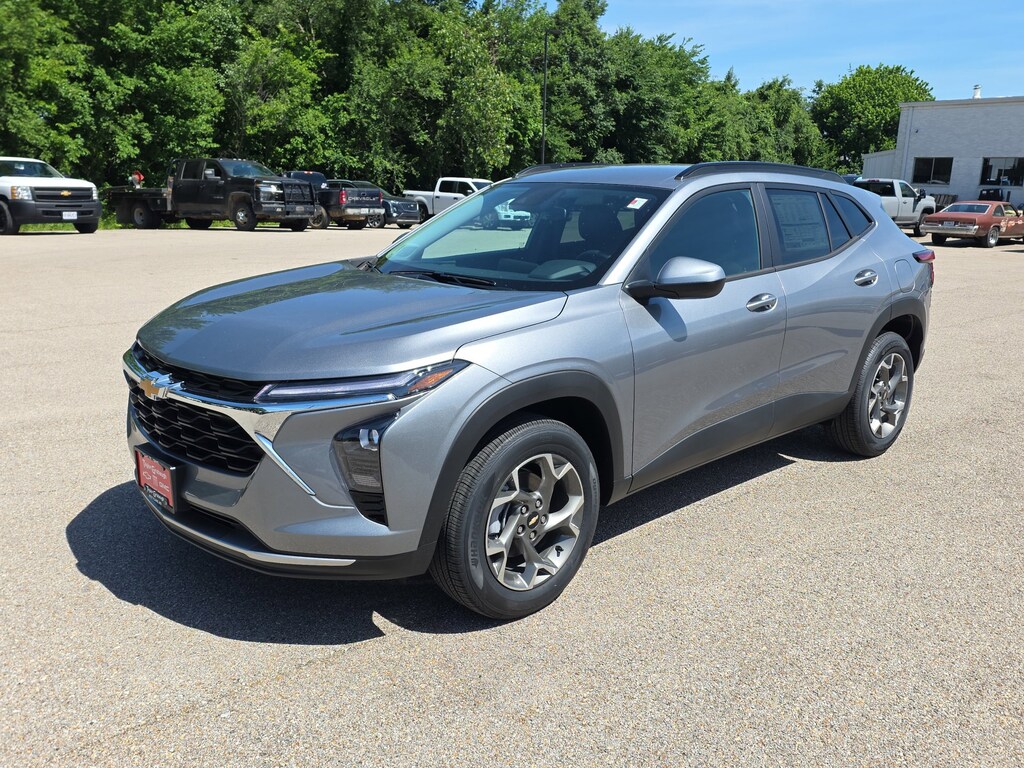New 2026 Chevrolet Trax LT SUV
