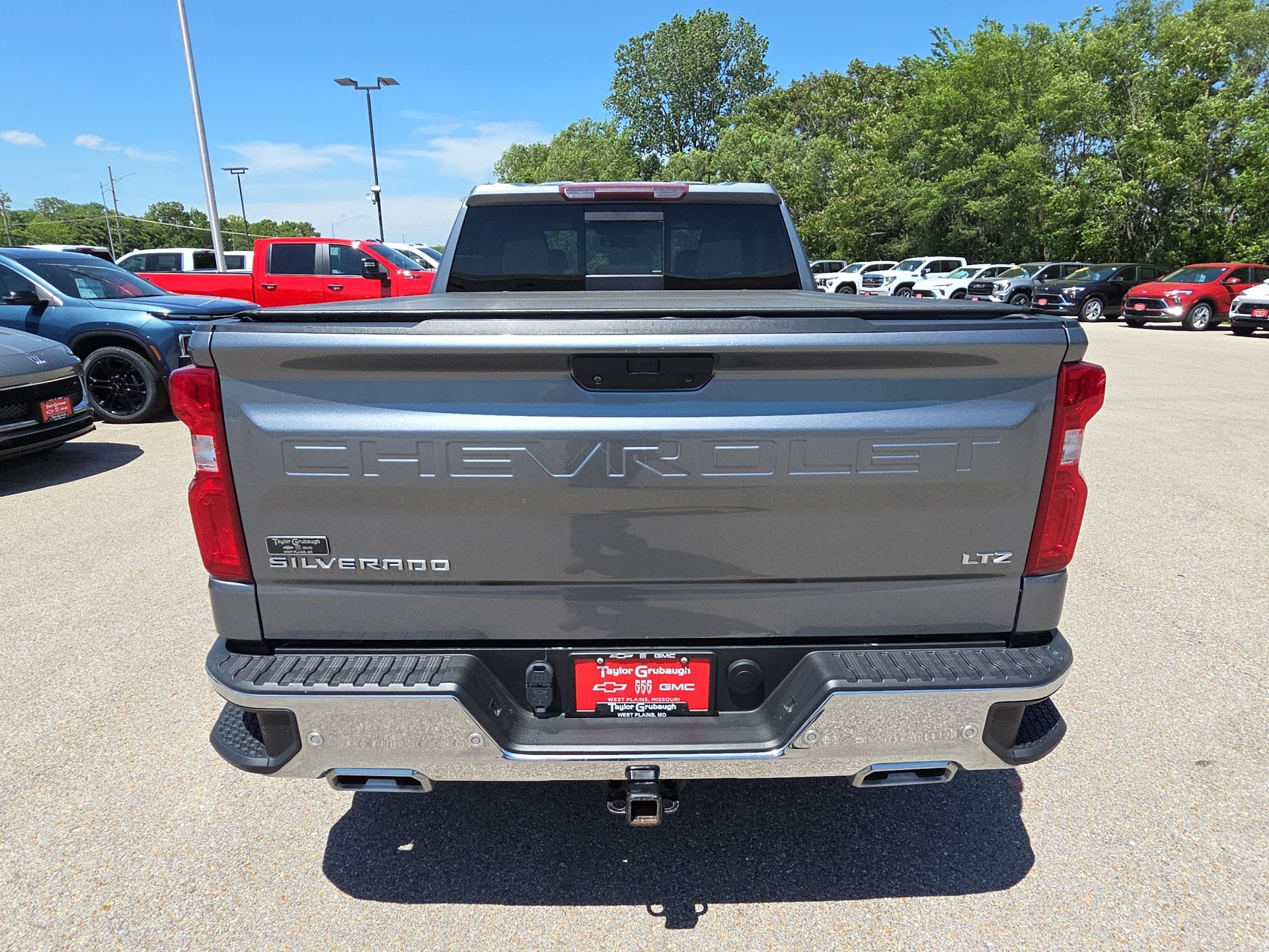 2021 Chevrolet Silverado 1500 LTZ - Photo 7