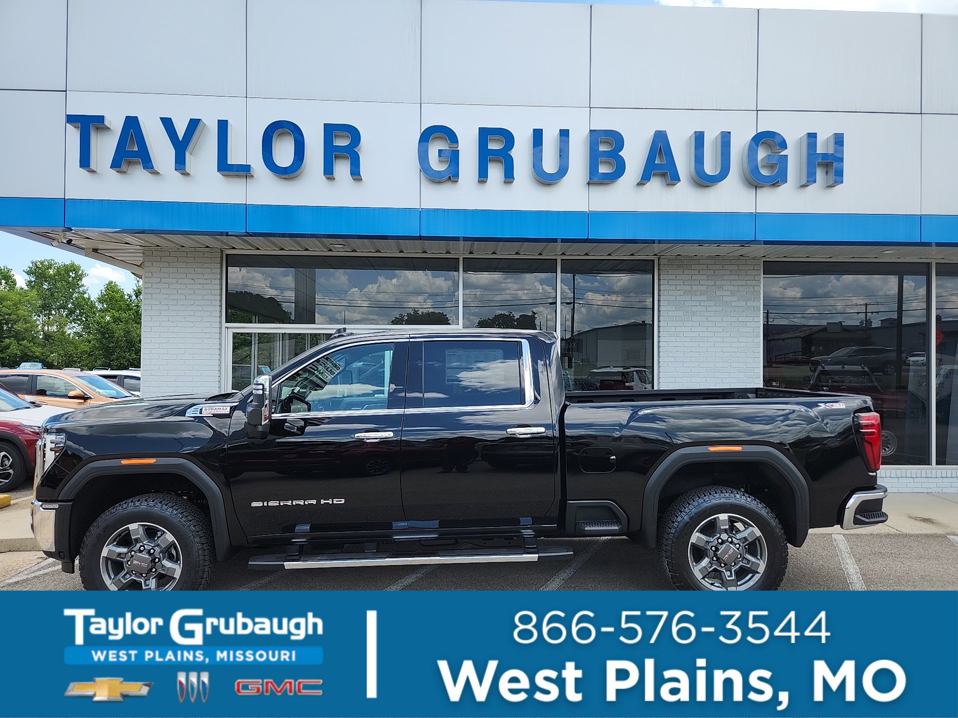 2025 GMC Sierra 3500HD SLT's photo