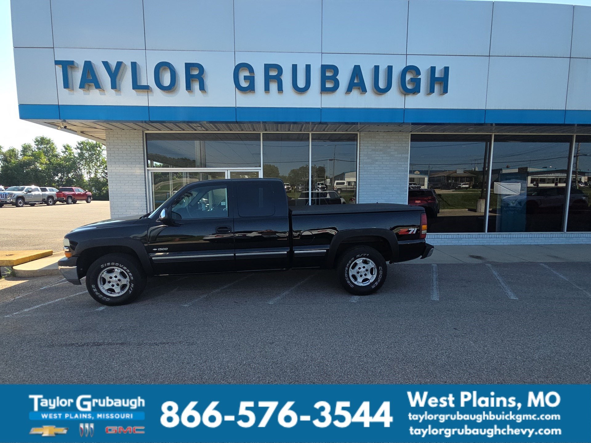 2000 Chevrolet Silverado 1500 1500 LT 4X4 EXTENDED CAB SWB's photo