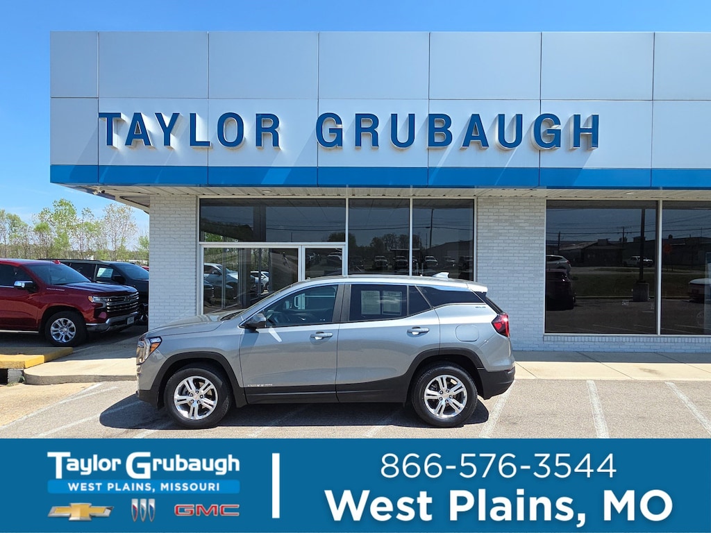 Used 2024 GMC Terrain SLE SUV