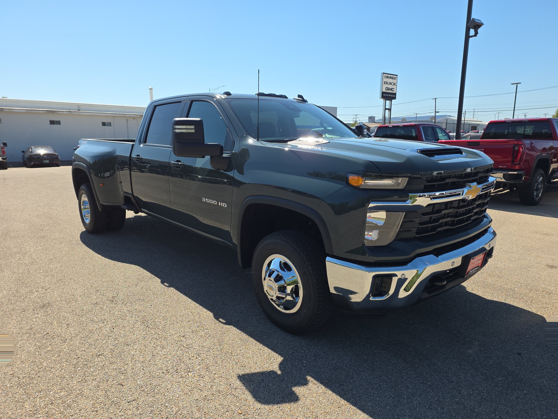 New 2026 Chevrolet Silverado 3500 HD LT DRW Truck