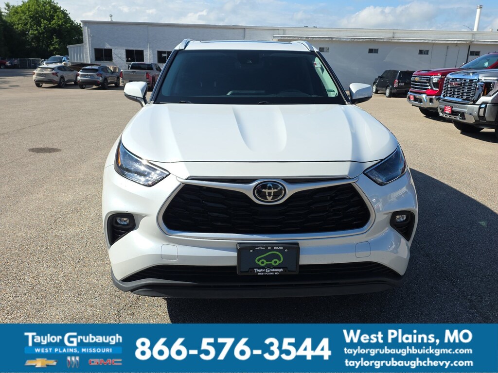 Used 2023 Toyota Highlander XLE SUV