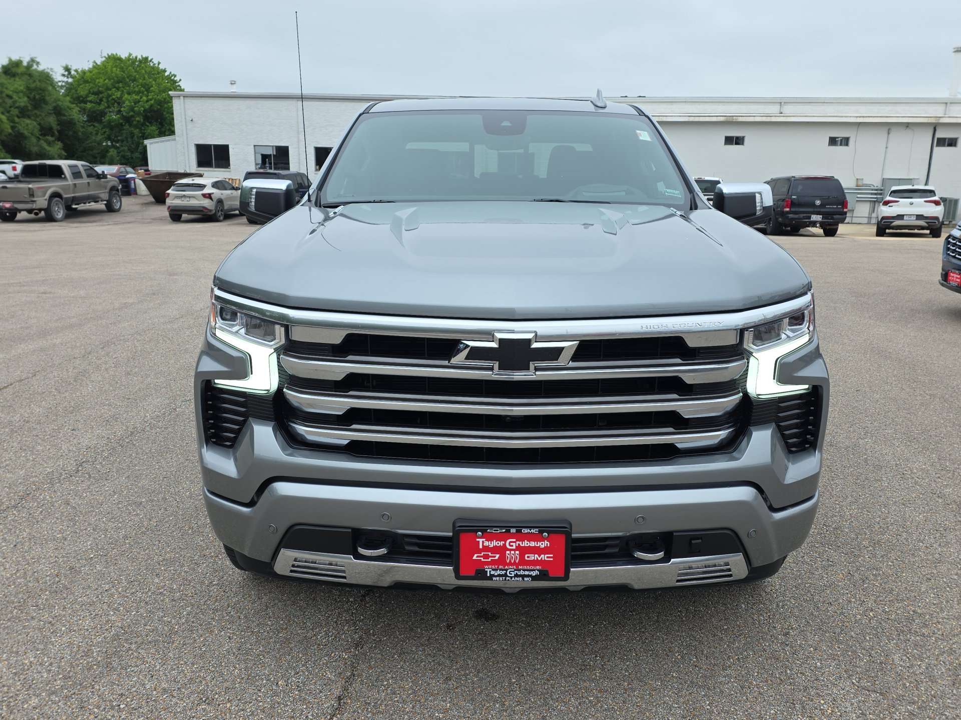 2025 Chevrolet Silverado 1500 High Country - Photo 3