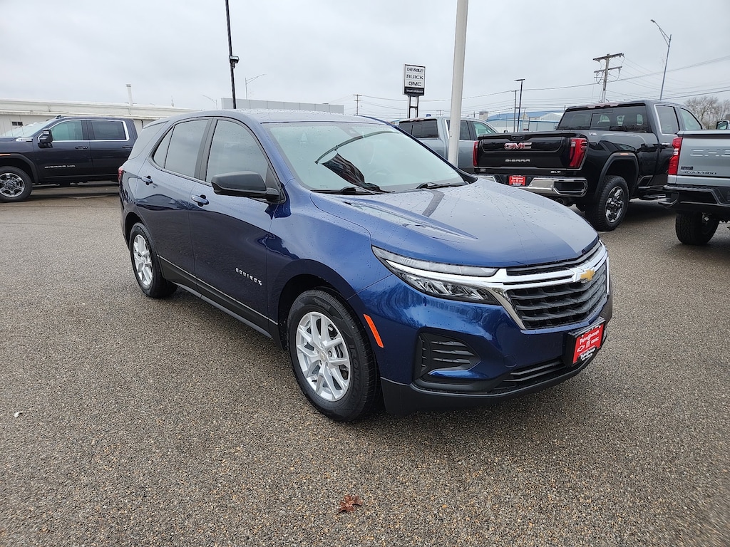 Used 2022 Chevrolet Equinox LS SUV