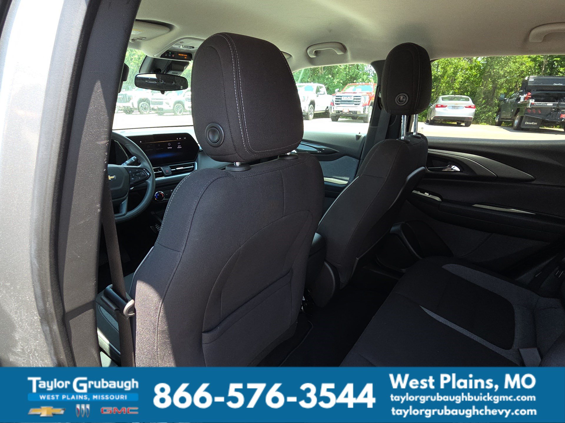 2024 Chevrolet TrailBlazer LS - Photo 27