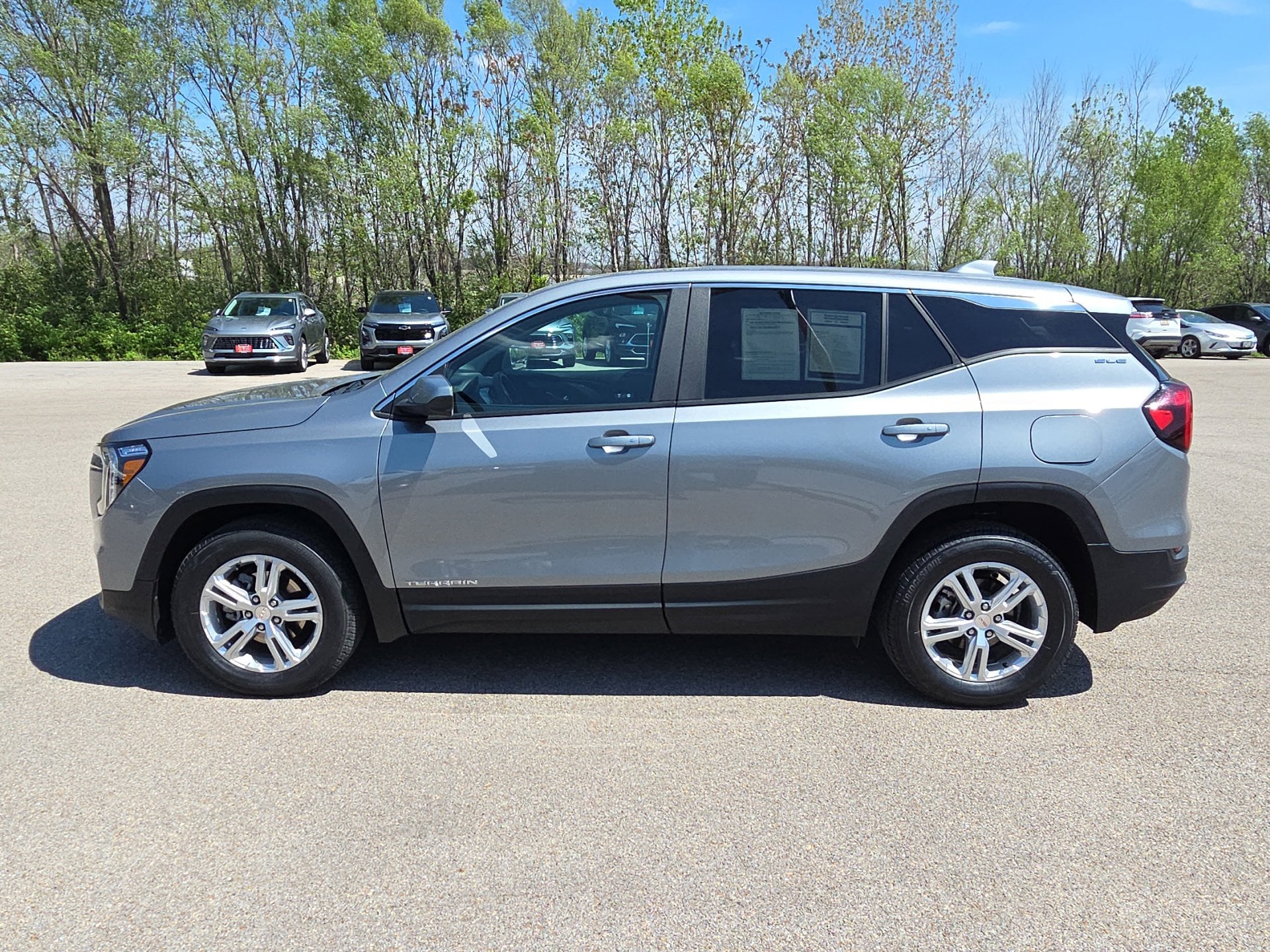 2024 GMC Terrain SLE - Photo 5