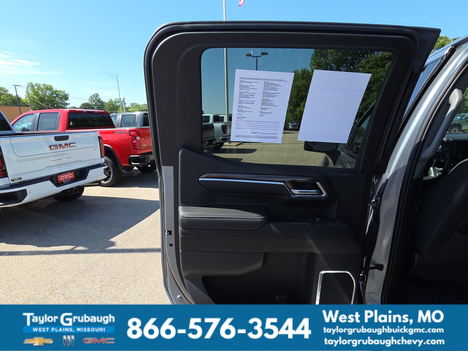 2023 Chevrolet Silverado 1500 RST - Photo 27