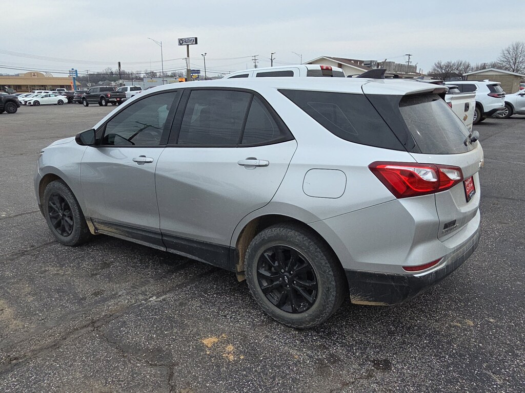 Used 2018 Chevrolet Equinox LS SUV