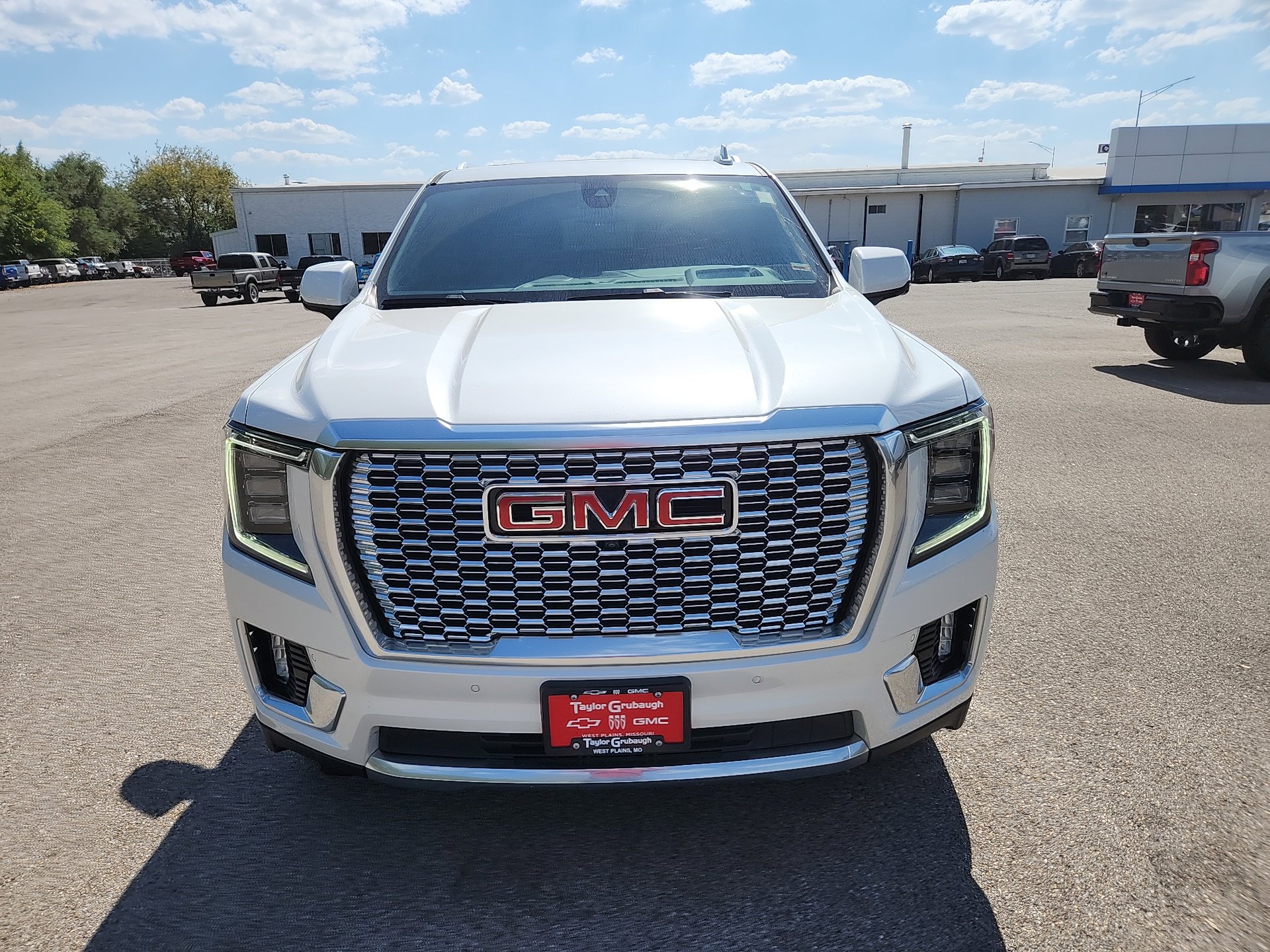 2022 Gmc Yukon Denali photo 3