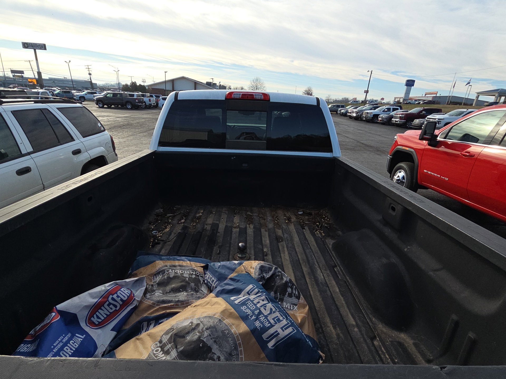 View vehicle photo 6