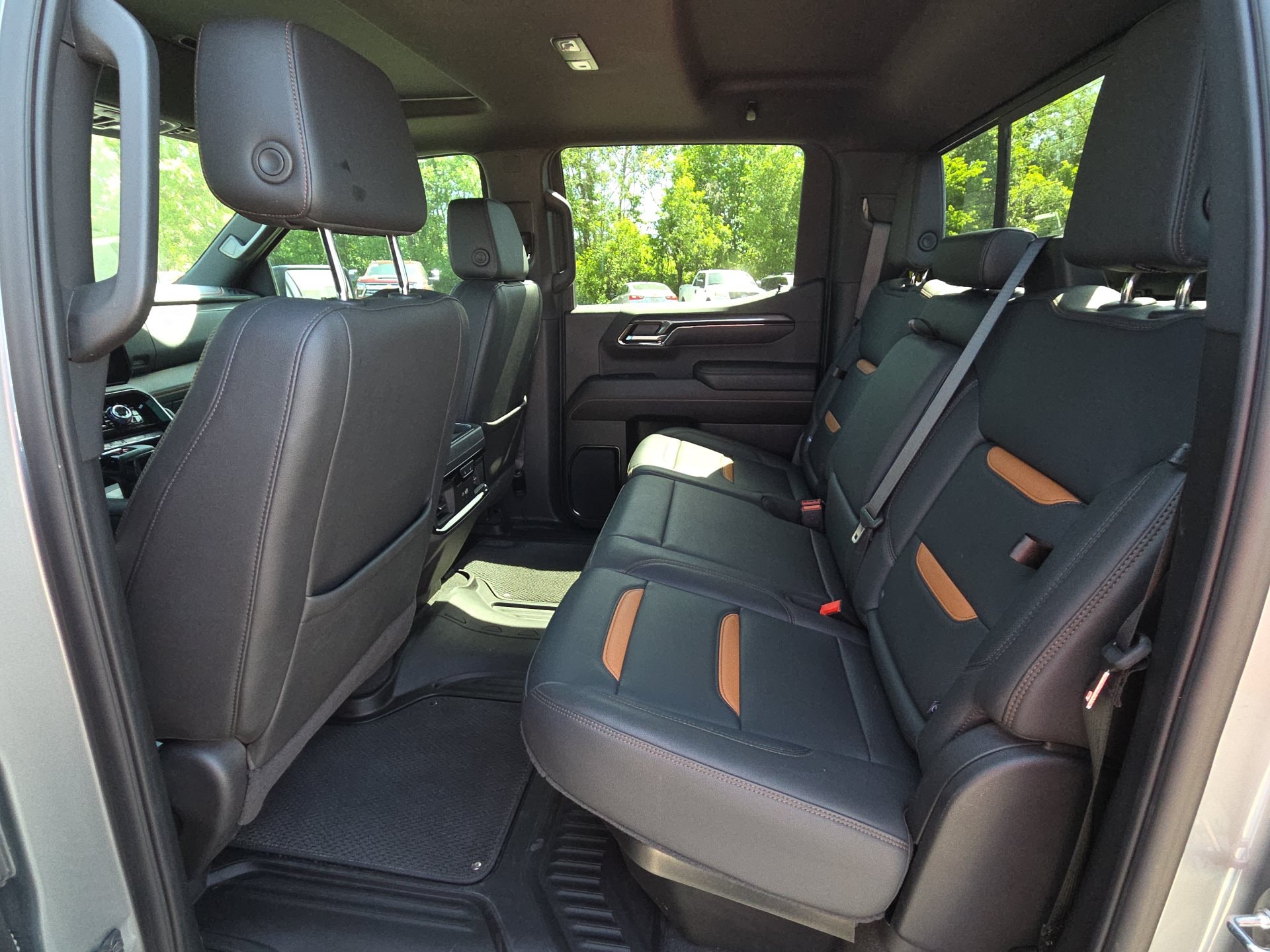 2024 GMC Sierra 1500 AT4 - Photo 31