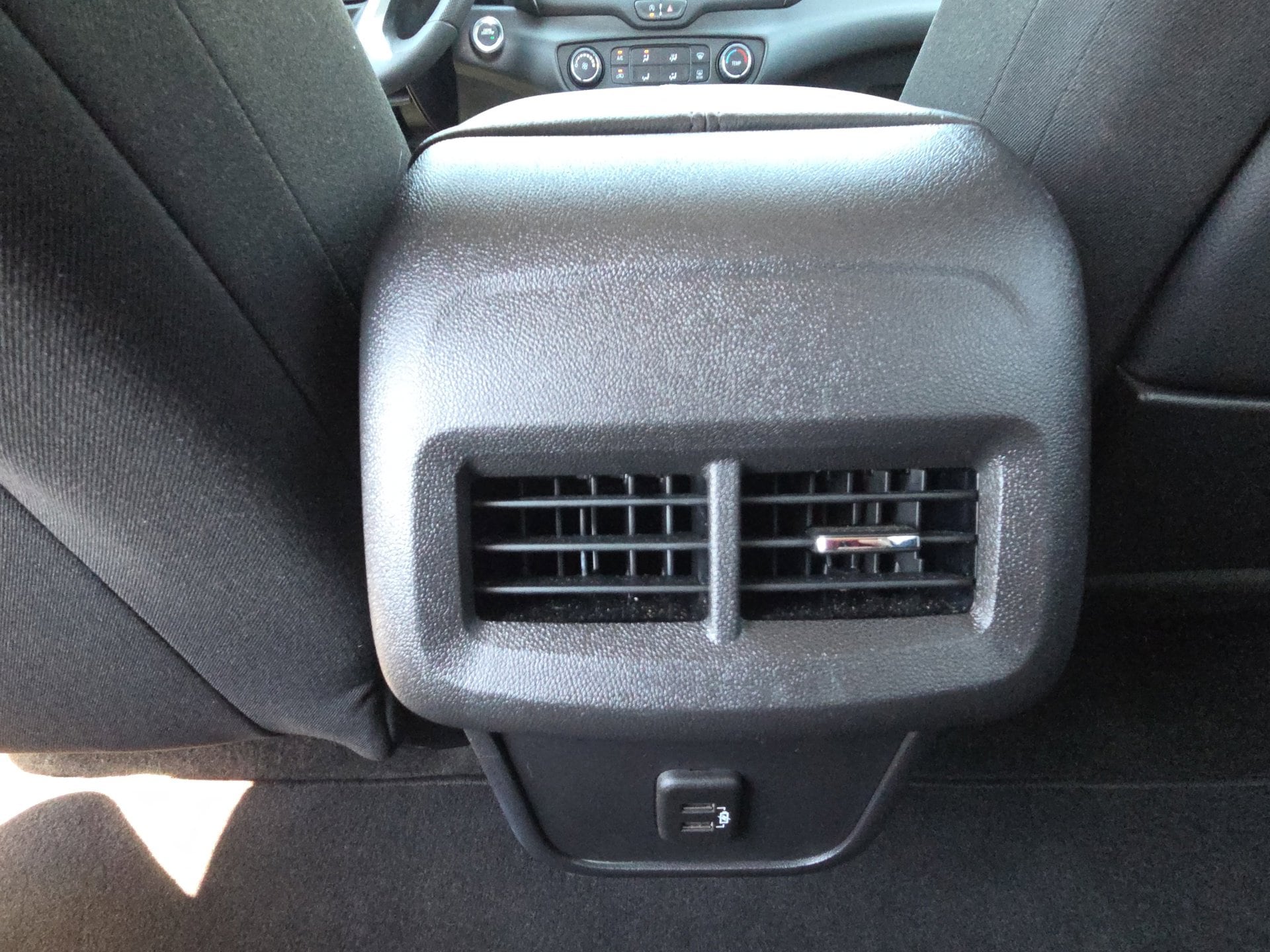2024 GMC Terrain SLE - Photo 29