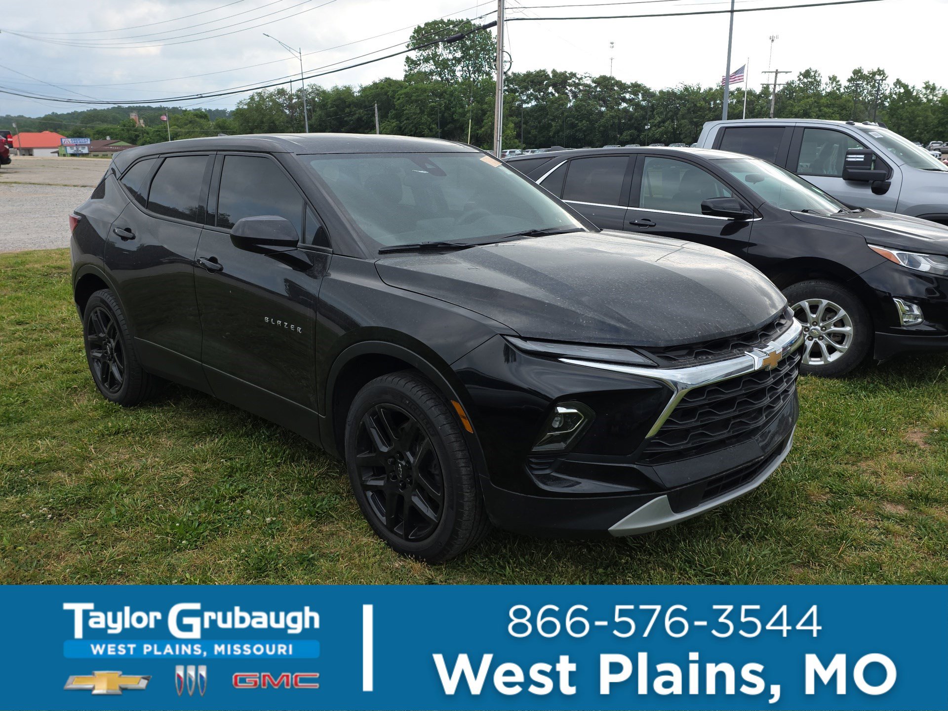 2023 Chevrolet Blazer 2.0T 2LT AWD's photo