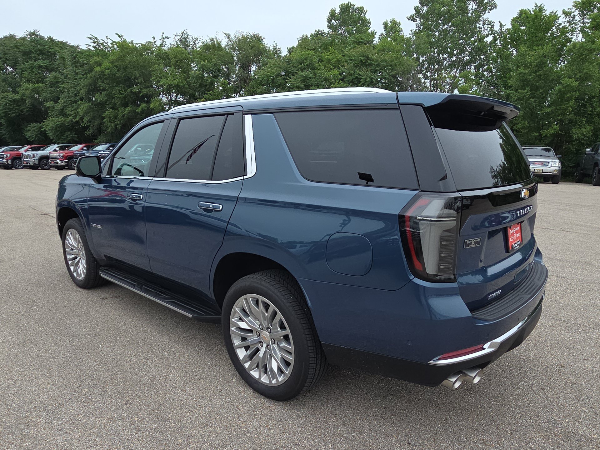 2026 Chevrolet Tahoe Premier - Photo 6