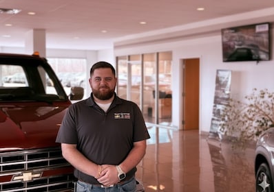 Staff member DILLON BYNUM from ID_2b55d6b334af