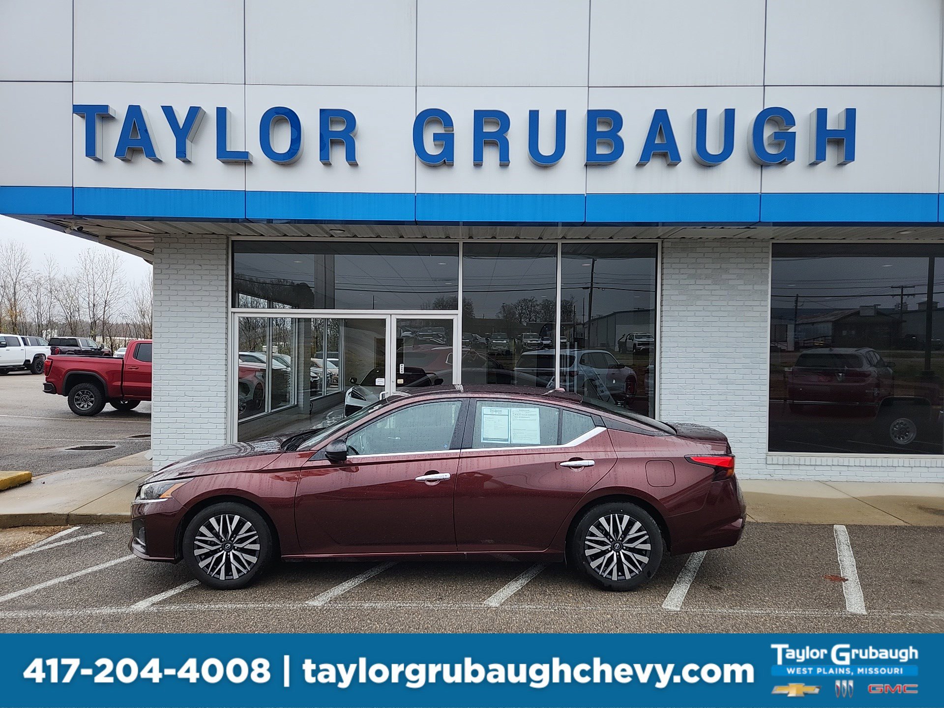 2024 Nissan Altima SV's photo