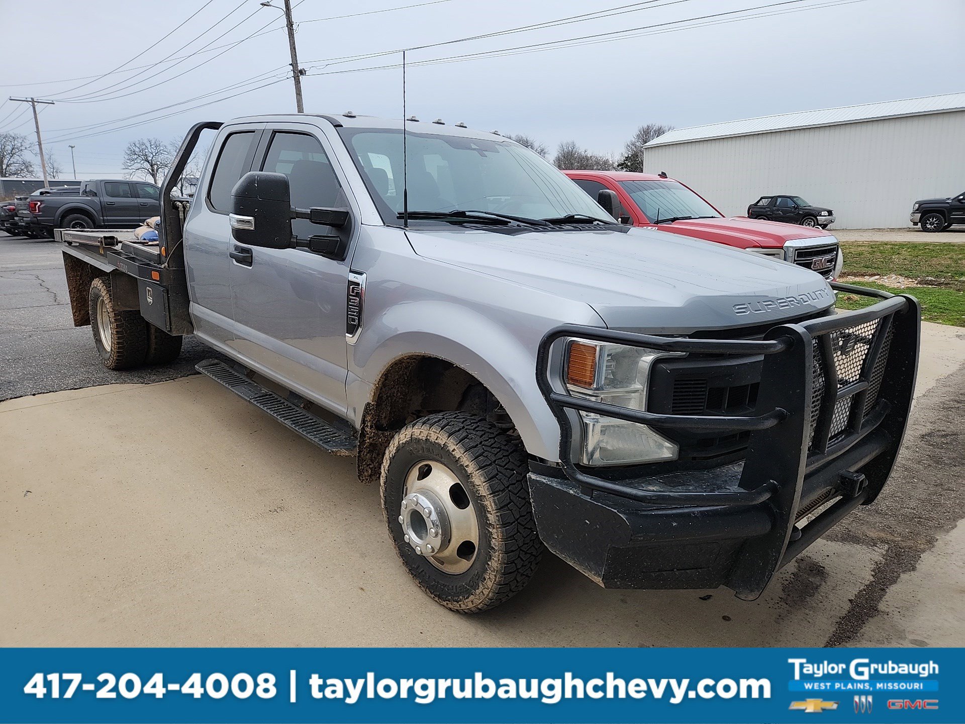 2022 Ford F-350 Super Duty Chassis Cab XL's photo