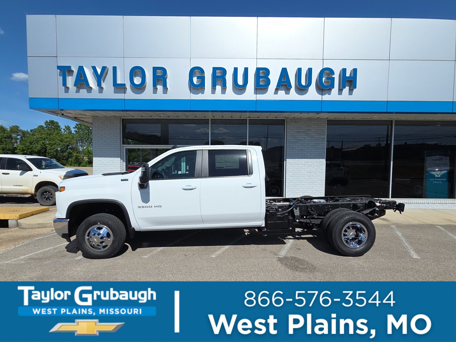 2026 Chevrolet Silverado HD 1LT 4WD Crew Cab 171.5" WB's photo