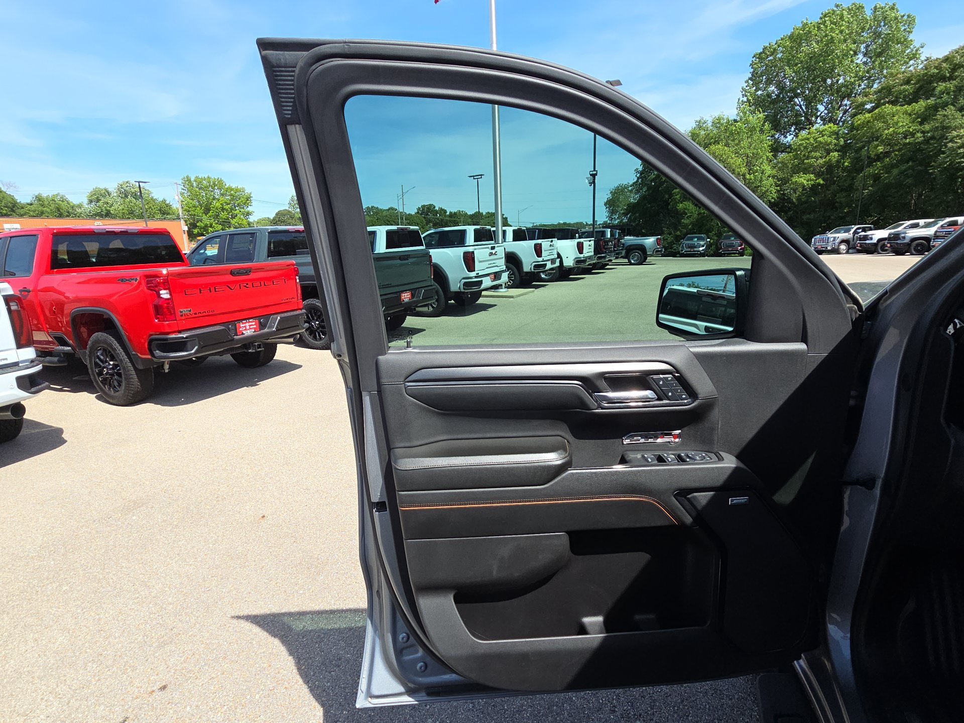 2024 GMC Sierra 1500 AT4 - Photo 14