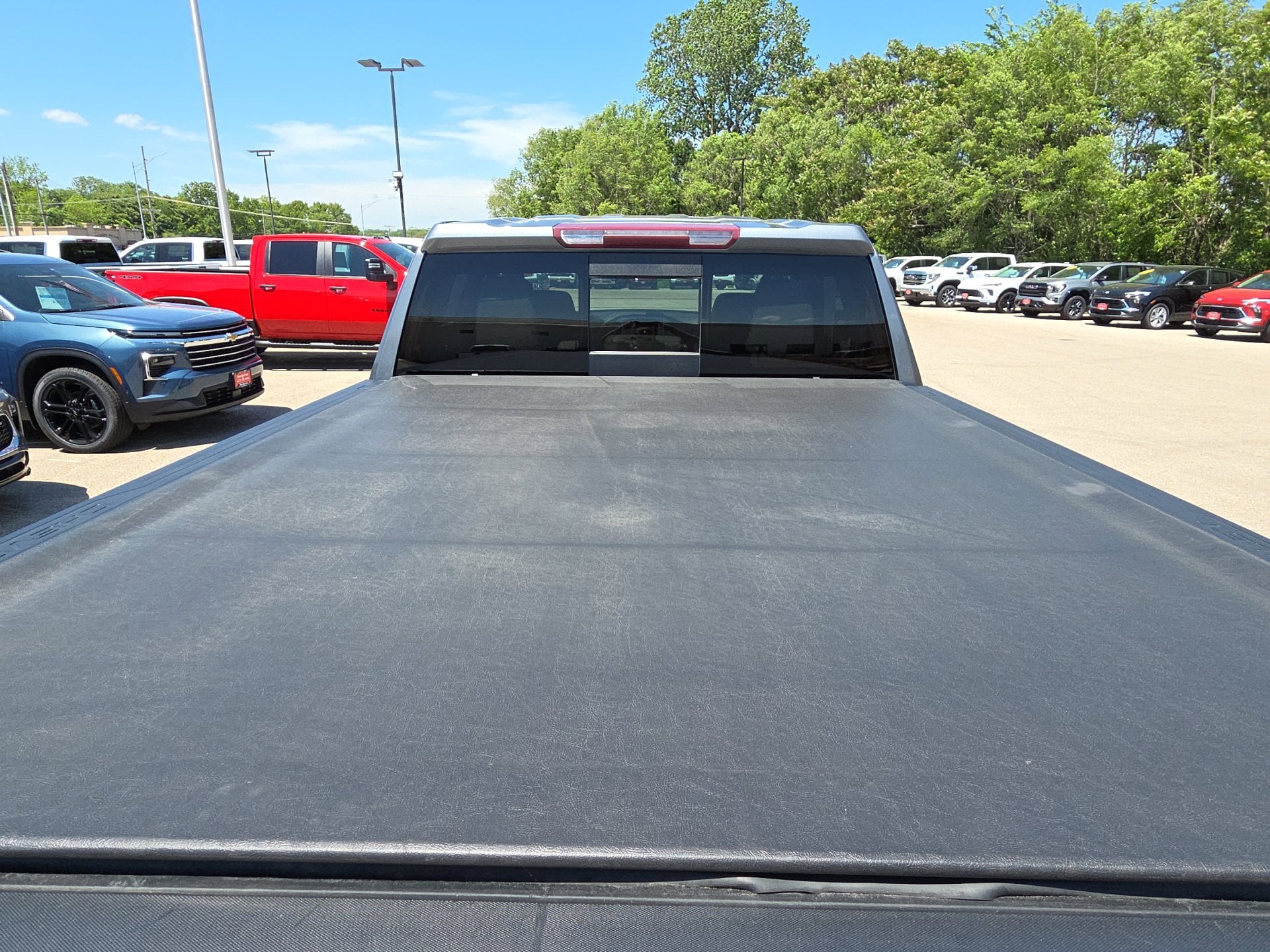 2021 Chevrolet Silverado 1500 LTZ - Photo 8