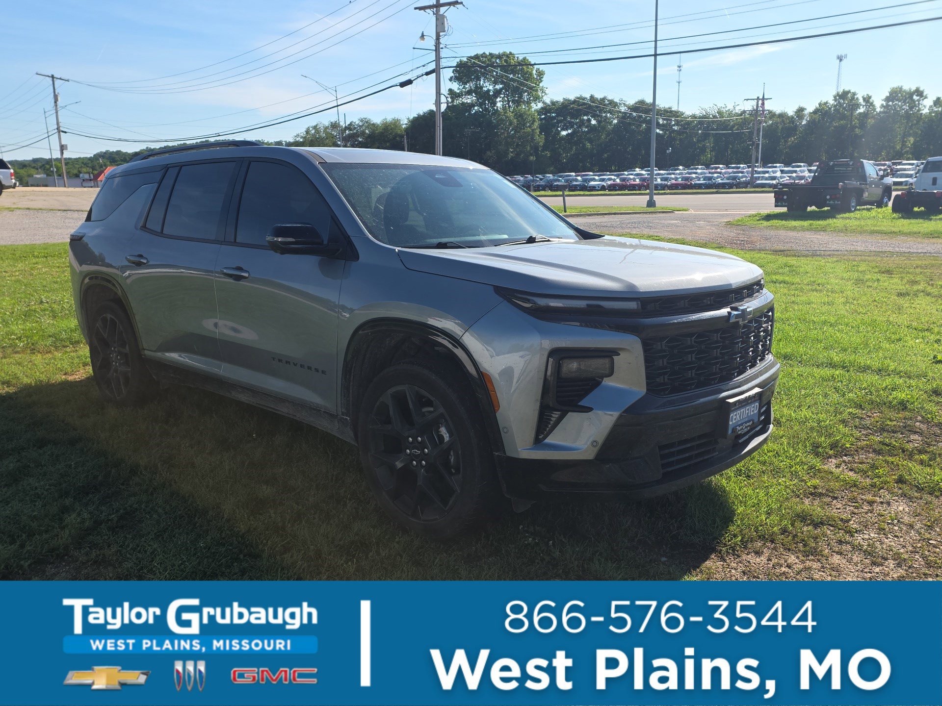 2024 Chevrolet Traverse FWD RS's photo