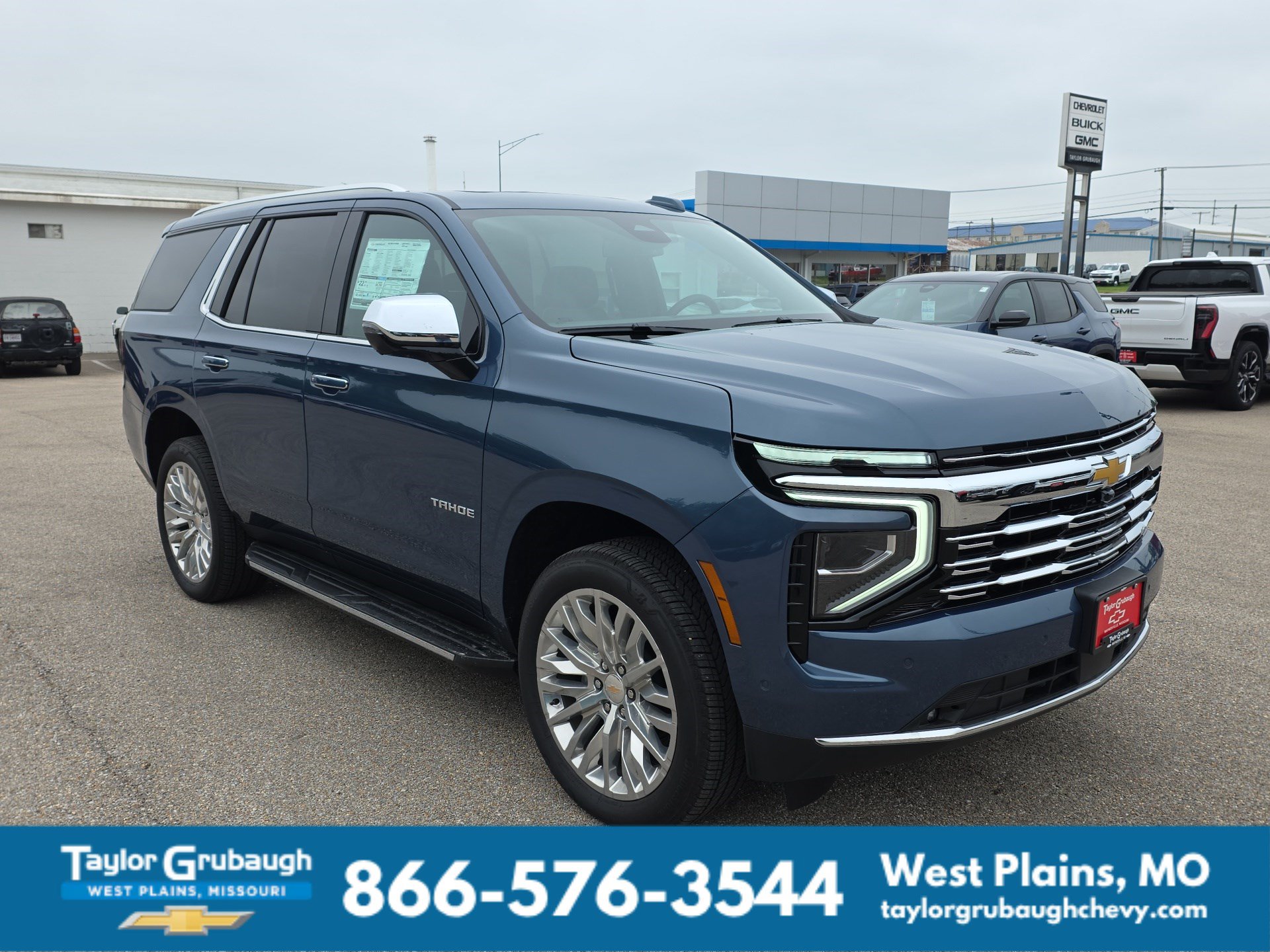 2026 Chevrolet Tahoe Premier - Photo 2