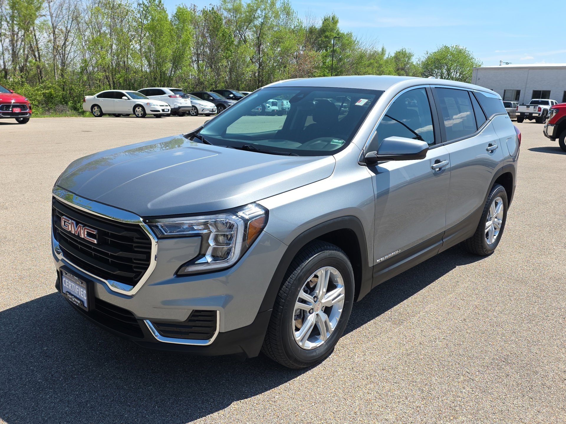 2024 GMC Terrain SLE - Photo 4