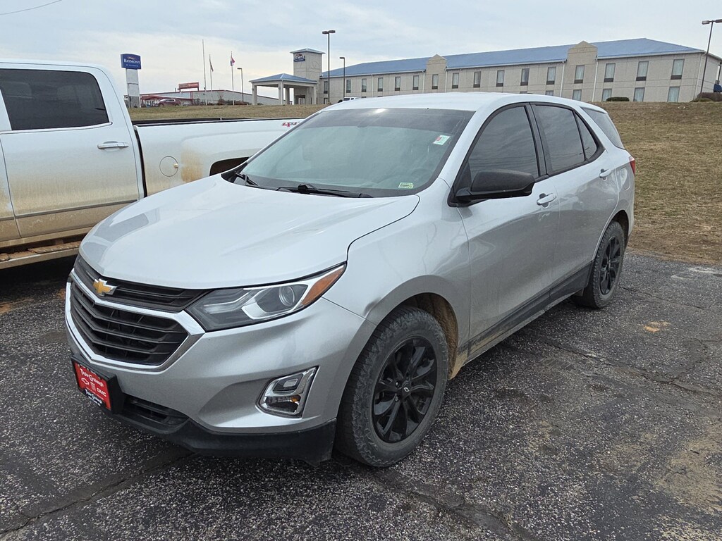 Used 2018 Chevrolet Equinox LS SUV