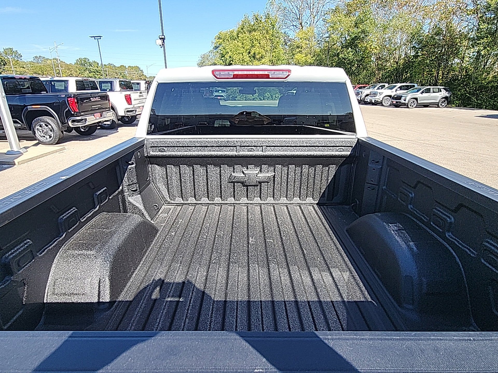 2026 Chevrolet Silverado 1500 LT - Photo 9