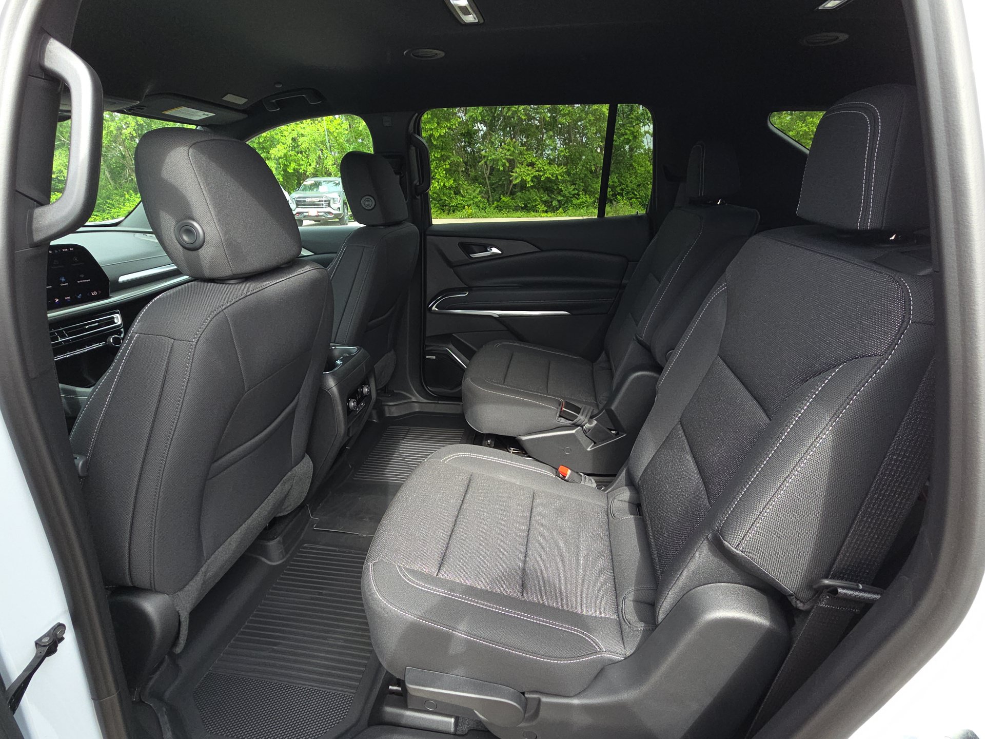 2026 Chevrolet Traverse LT - Photo 27