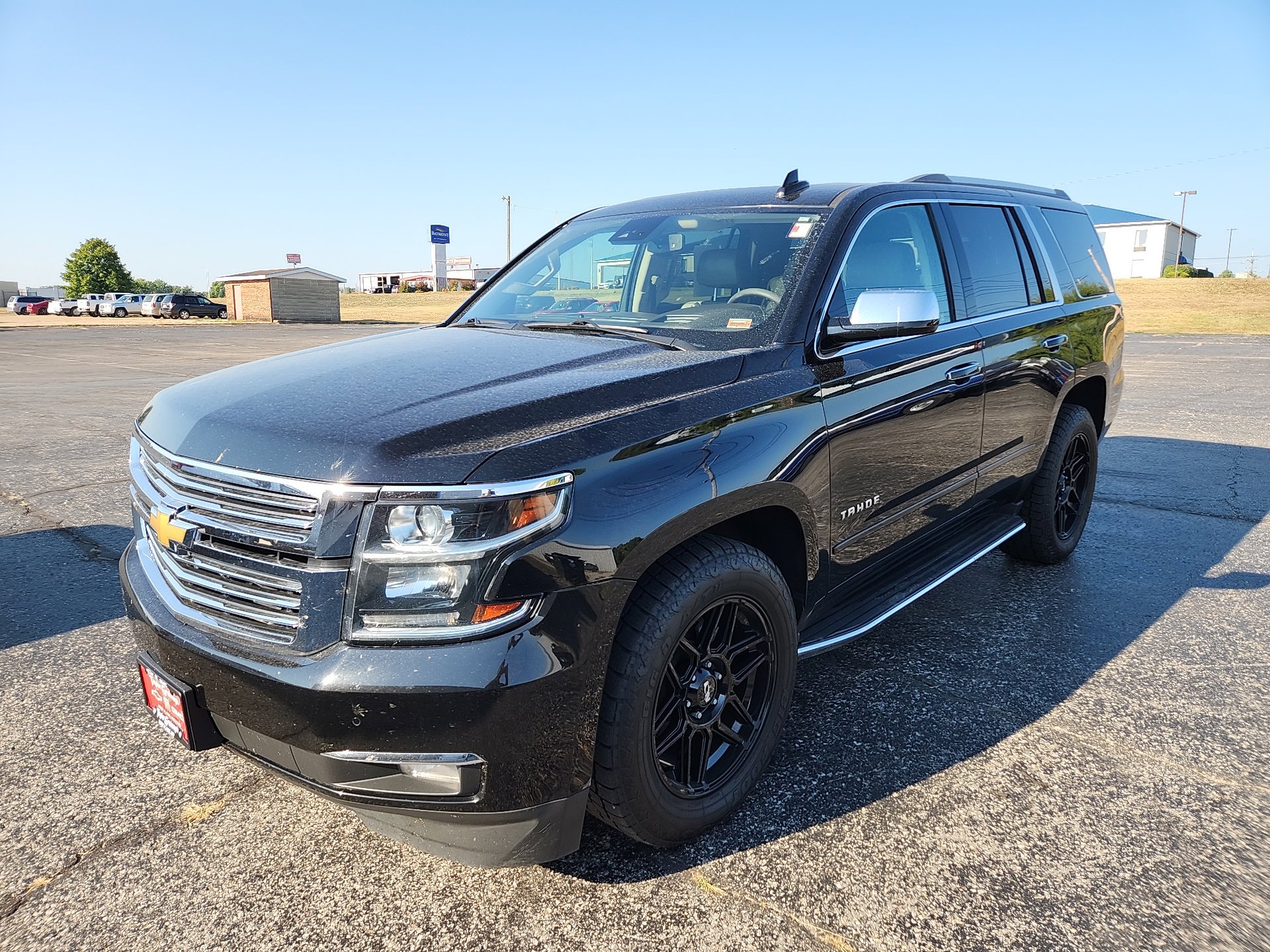 2019 Chevrolet Tahoe Premier photo 3